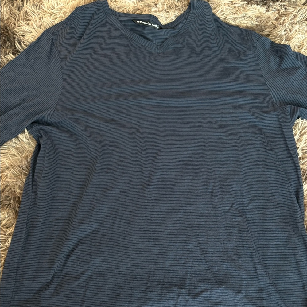 Travis Matthew tshirt